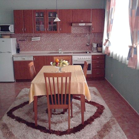 Pansion Ivana Baška Voda Exterior foto