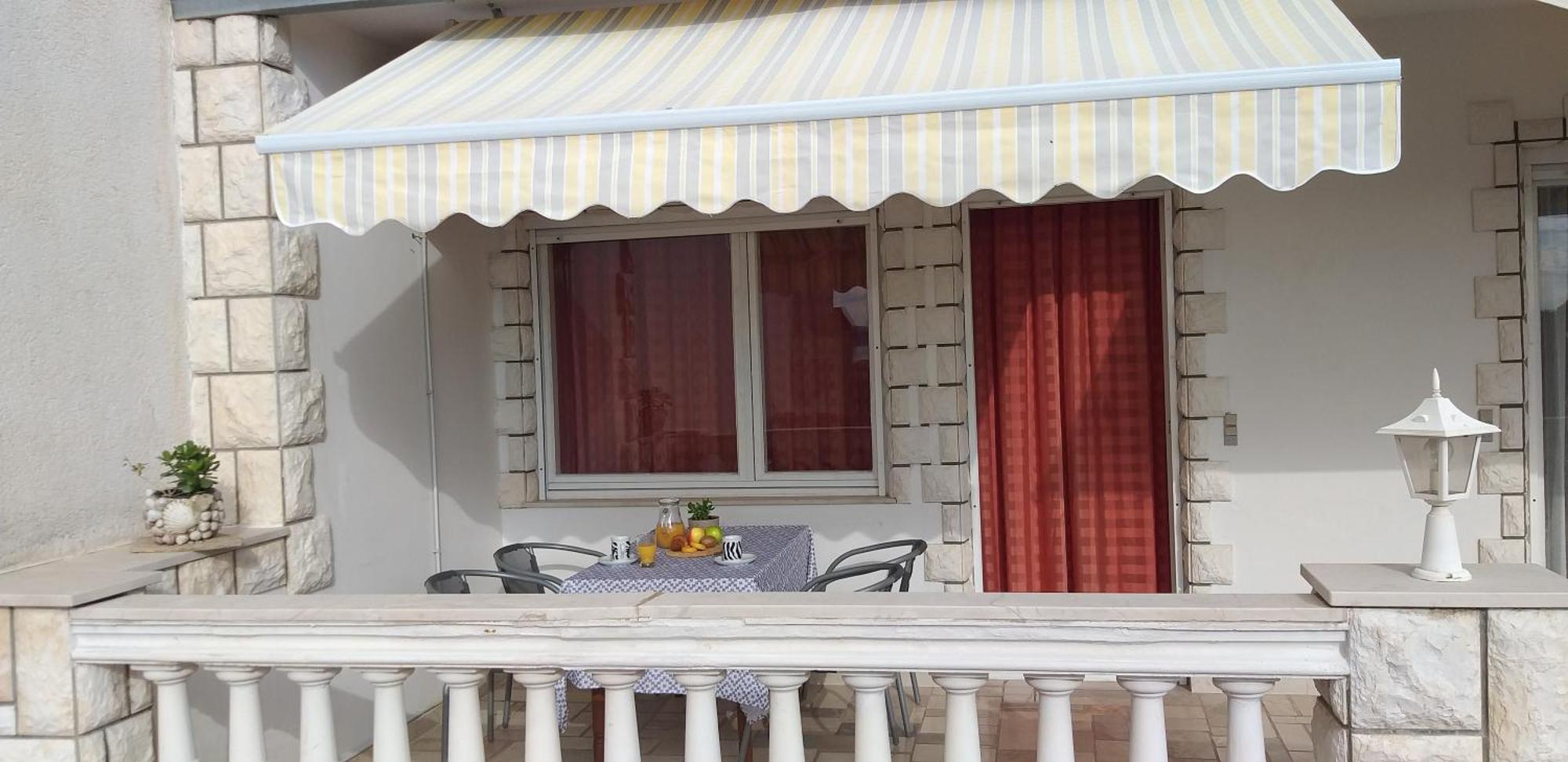 Pansion Ivana Baška Voda Exterior foto